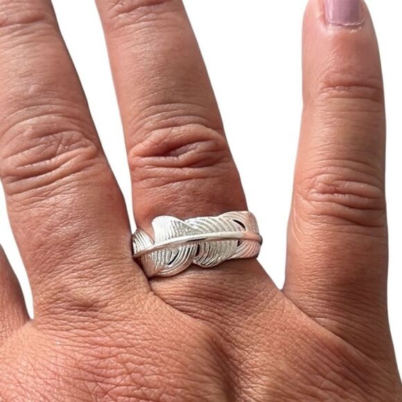 The Dainty Feather adjustable 925 silver ring - Picture 2 of 6